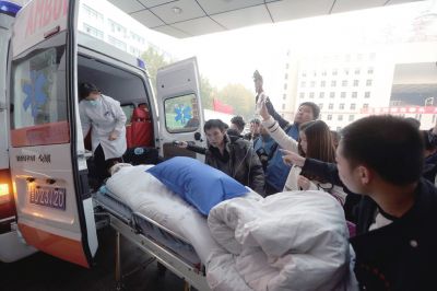 上海救护车返乡接送